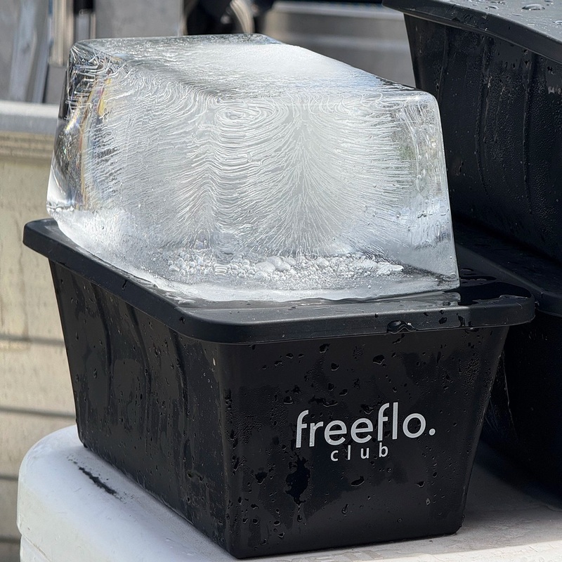 Freeflo XXL Silicone Ice Block Tray (5.5KG Block – 1 Tray)