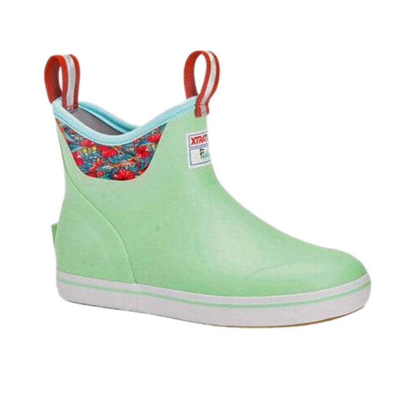 W Xtratuf Seafoam Beauty and the Bonefish 5