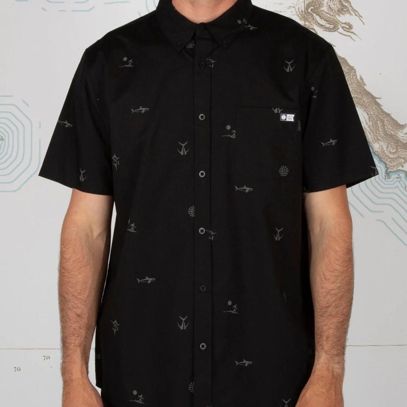 Salty Crew Markets SS Woven L Black